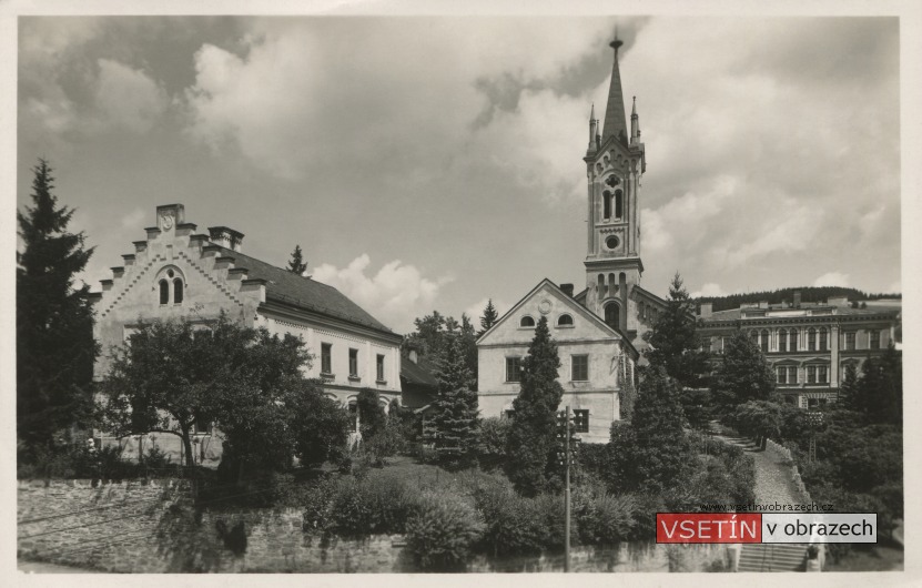Evangelické kostely a Měšťanská škola