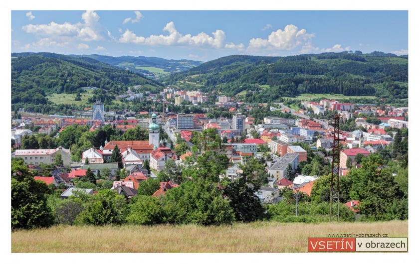 Pohled na Vsetín z kopců nad Horním městem