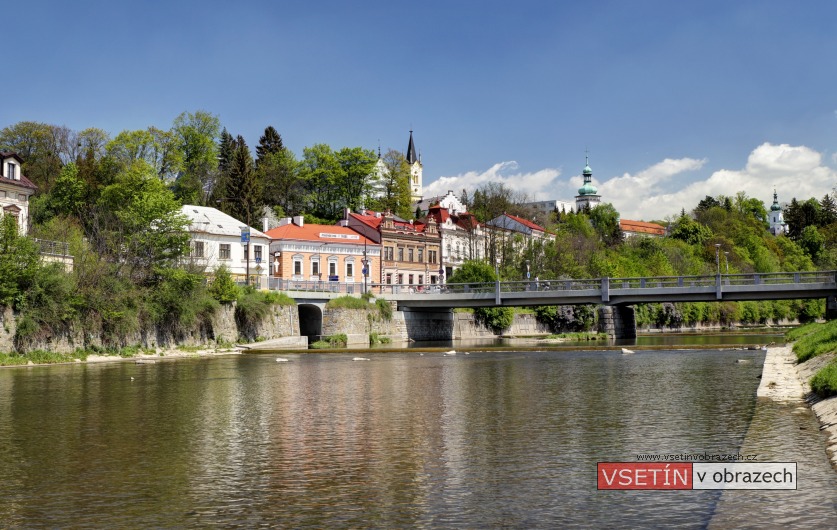 Pohled na Horní město, tzv. Vsacké Hradčany