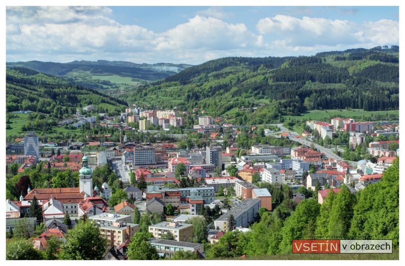 Pohled na Vsetín z Jabloňové