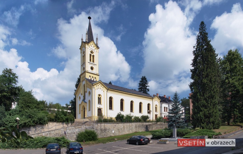 Evangelický kostel a Horní škola