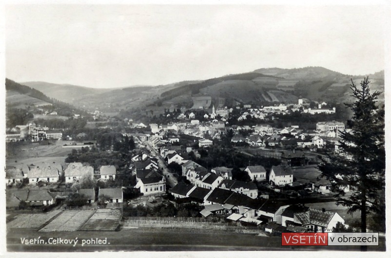 Celkový pohled se záběrem na Štěpánskou ulici