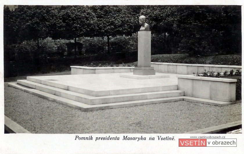 Nově odhalený pomník prezidneta Masaryka