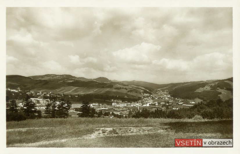 Pohled na Vsetín z vrcholku Bečevné