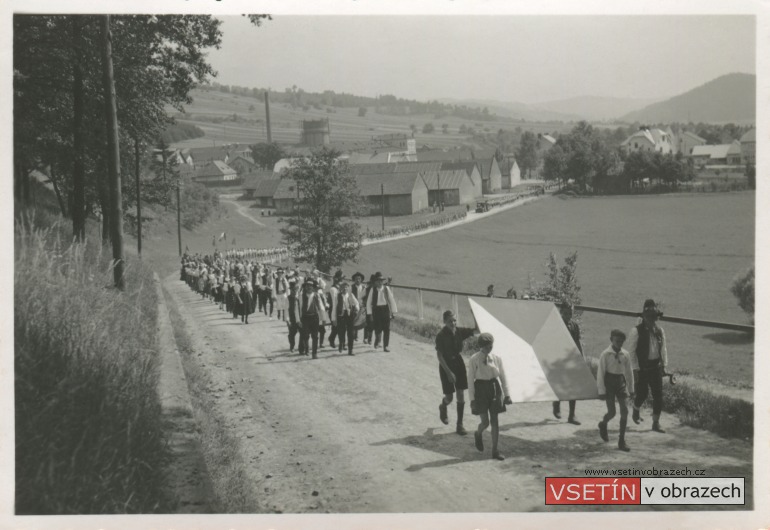 Průvod Pod Pecníkem