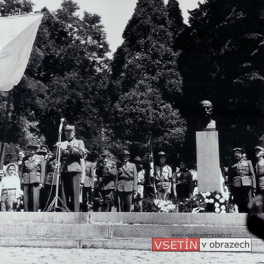 Proslov legionářů ke znovuodhalení pomníku T. G. Masaryka