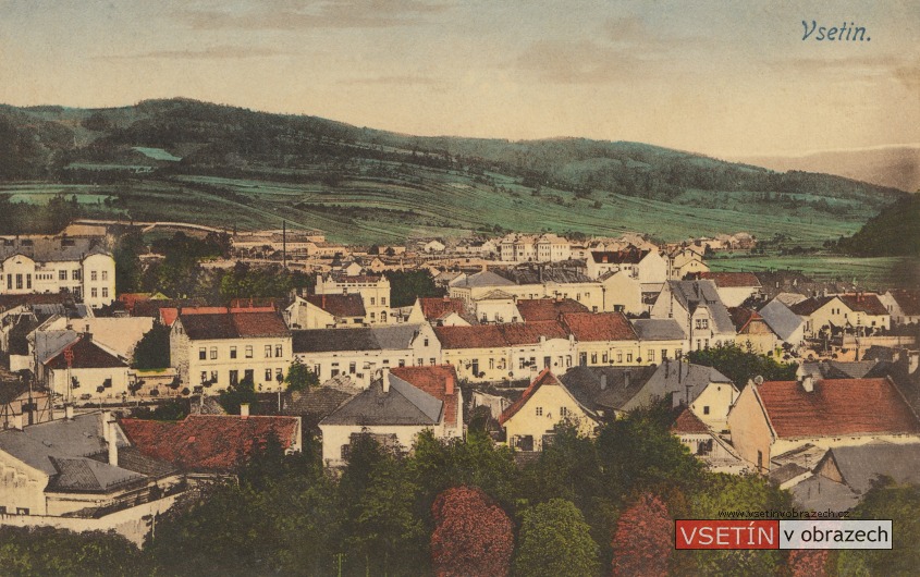 Pohled na Dolní město z továrny Jakob a Josef Kohnové na Trávníkách