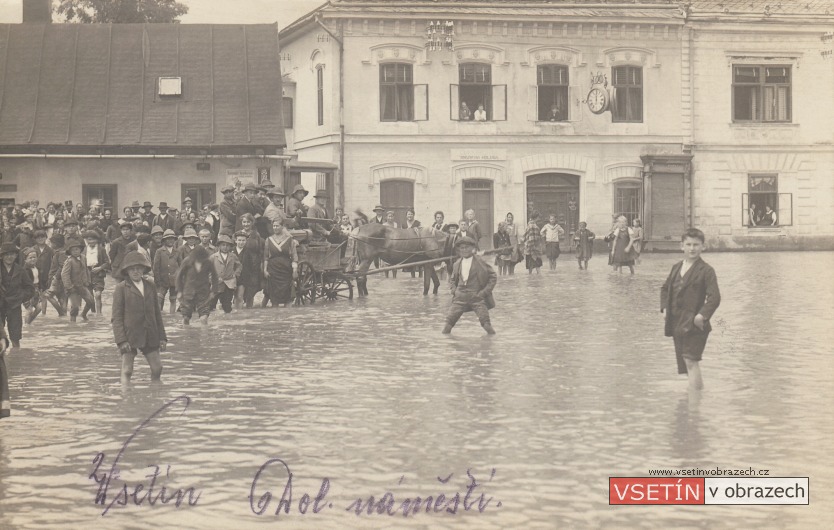 Povodeň na Dolním náměstí dne 9. července 1919
