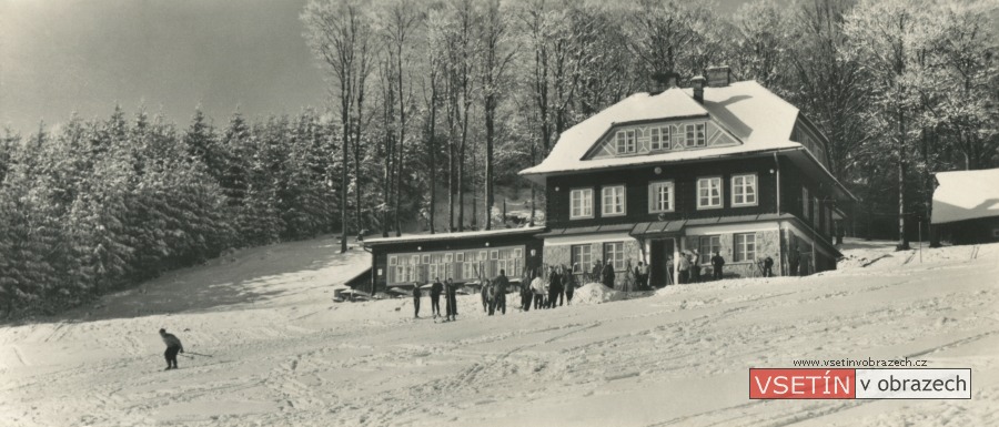 Horská chata na Vsackém Cábě (širokoúhlá pohlednice)