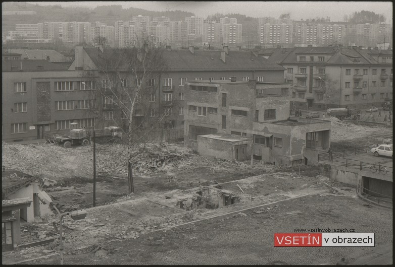 Asanace kiosků u vlakového nádraží