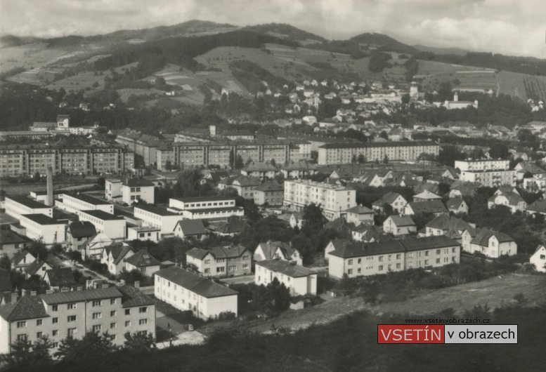 Pohled ze Žambošky na zástavbu na Rybníkách