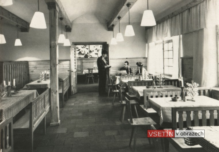 Interiér restaurace Pančava na Svárově