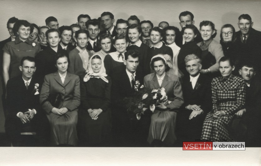 Skupinová svatební fotografie