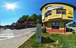 Mezi cestou na Jasenku a na Hrbovou