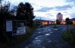 Vjezd k prodejně barev laků - Barevný ráj